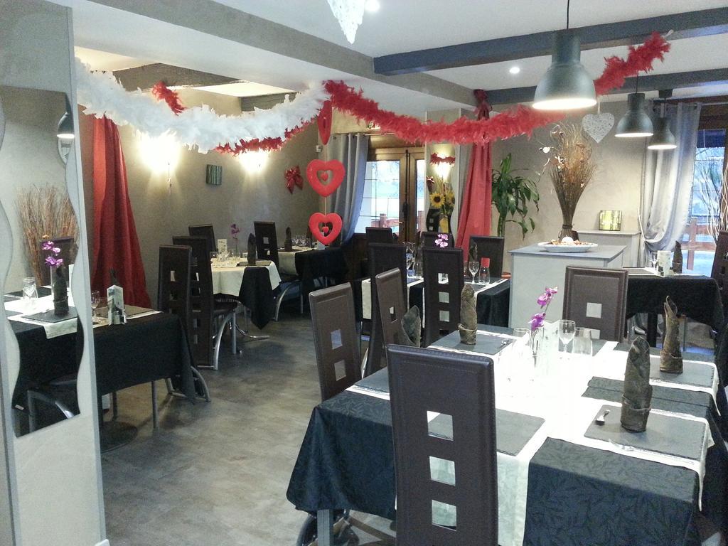 下降观点酒店 Tournavaux 外观 照片