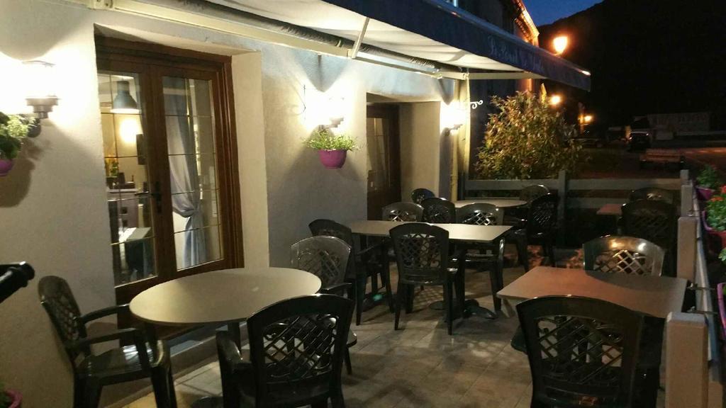 下降观点酒店 Tournavaux 外观 照片